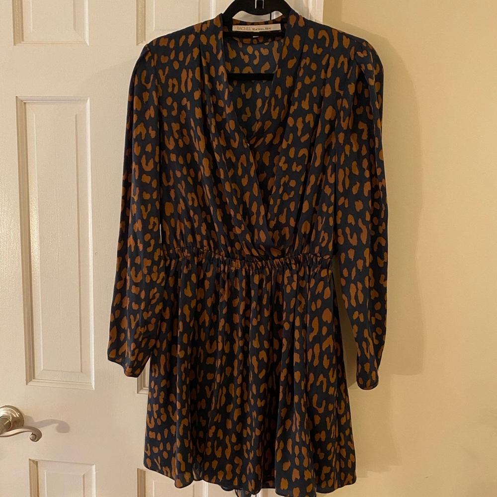 Rachel Roy long sleeve v neck dress